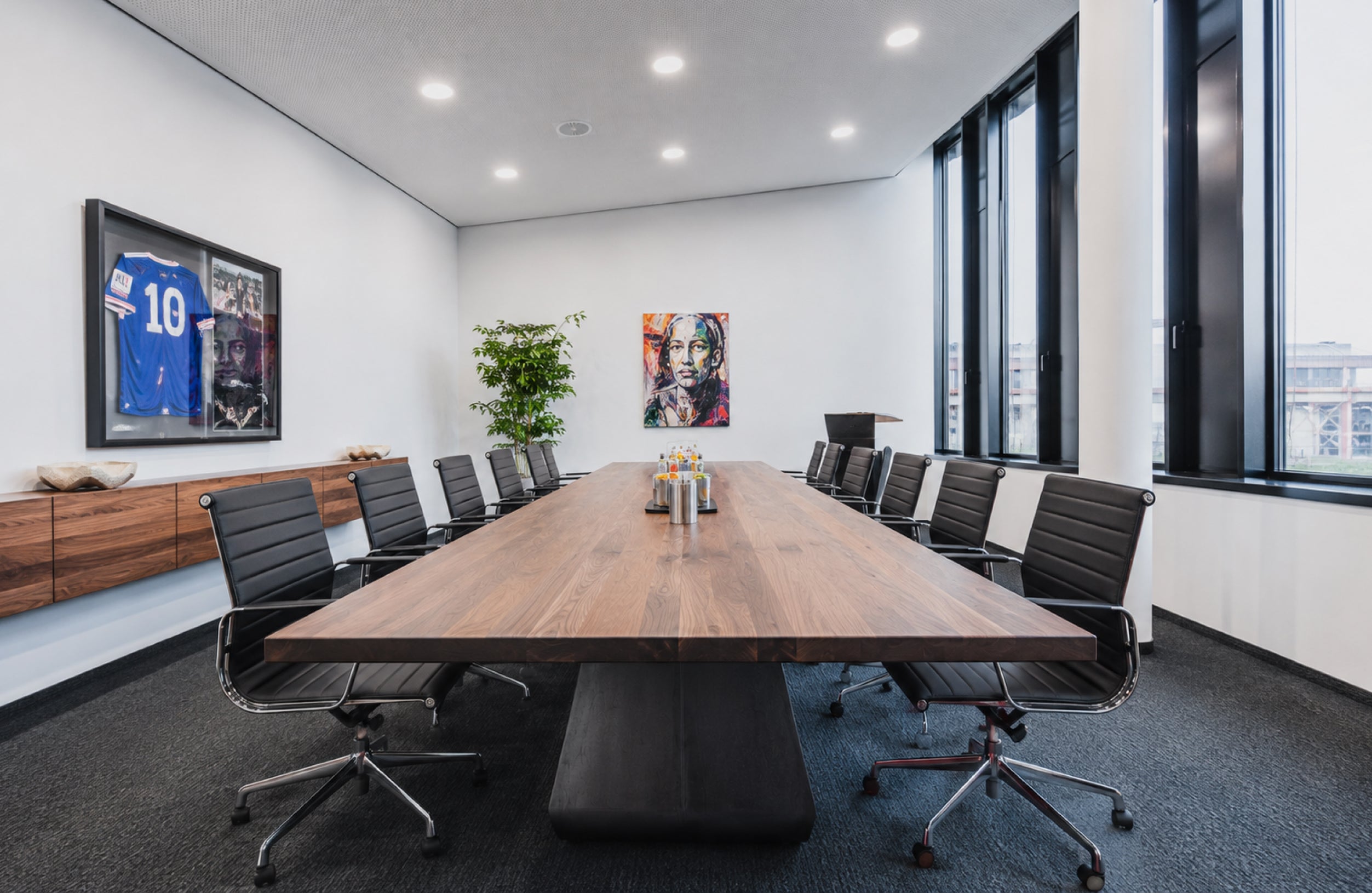KONFERENZ Tisch